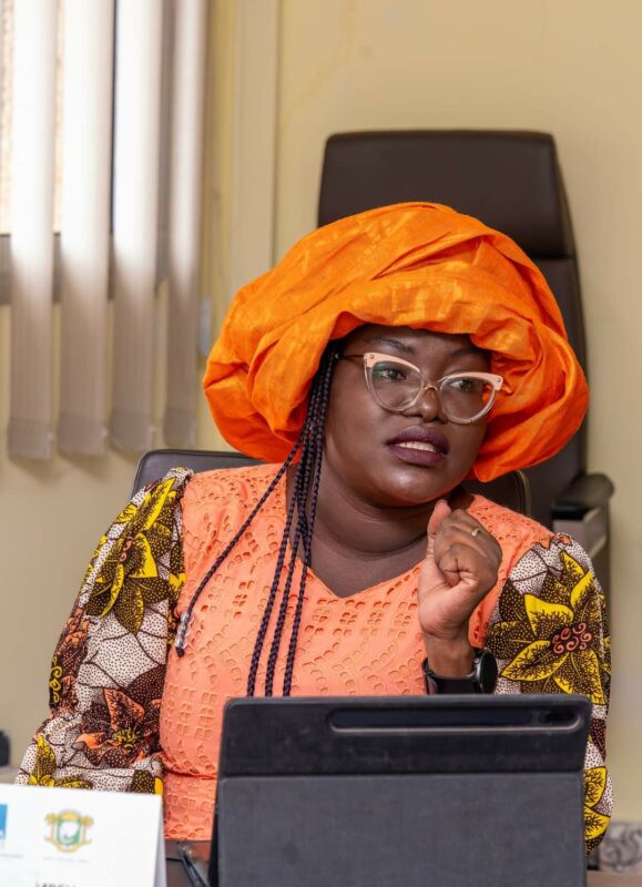 Article : FEMME A LA UNE : RITA AMBEU, La dynamique